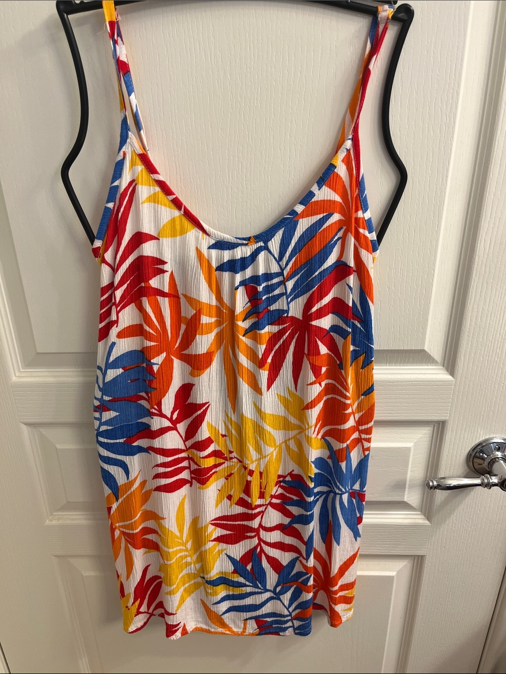 Tropical Leaf Print Womens Coverup White with Red, Blue, Orange & Yellow SZ M